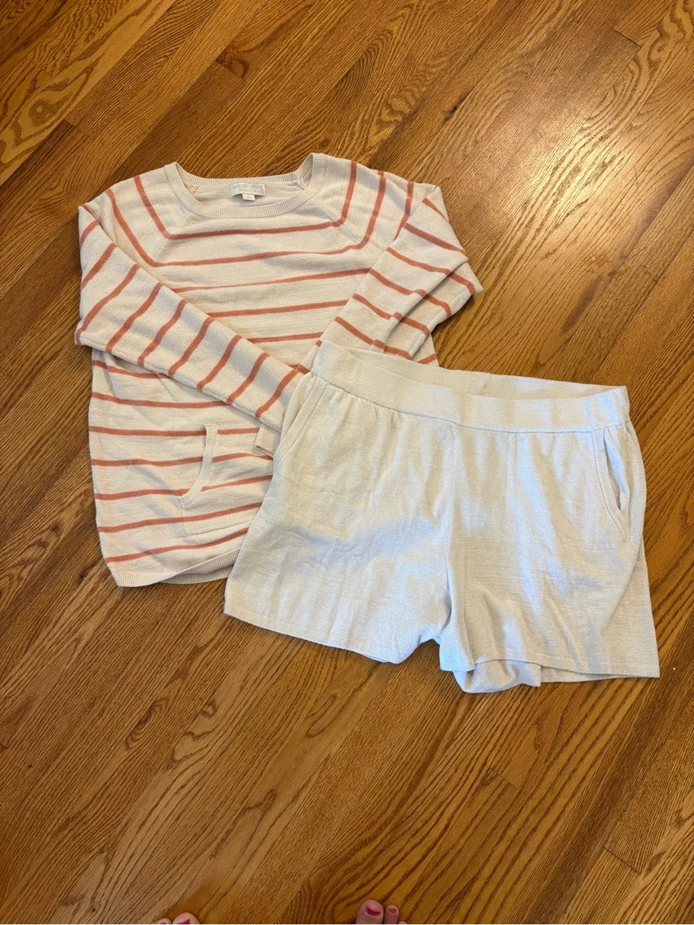 Barefoot Dreams CozyChic Ultra Lite Steiped Pullover Top L Cream and Coral